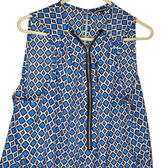 Unique Spectrum Abstract Print Zip Front Blouse - Picture 5 of 5